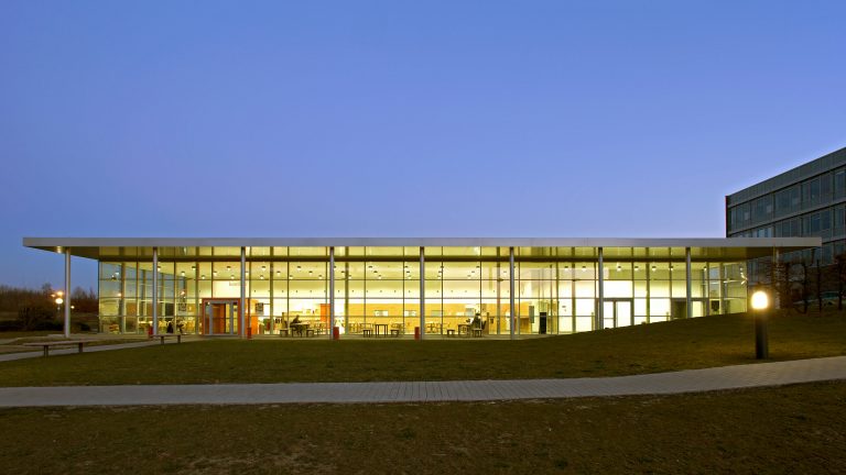 Infrastrukturgebäude für die FH in Dortmund – Lindner Lohse Architekten